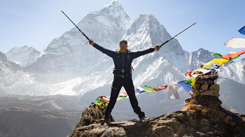 Andrea Lanfri durante la sua ultima impresa: la scalata del monte Everest