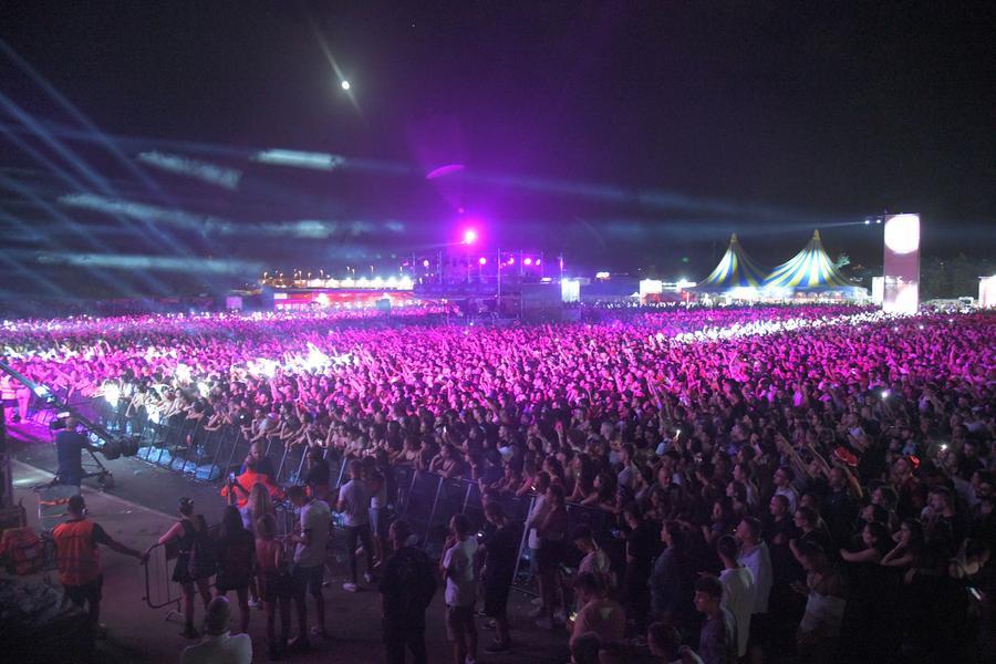 Olbia, al Red Valley la Guardia di finanza trova 105 persone in possesso di droga