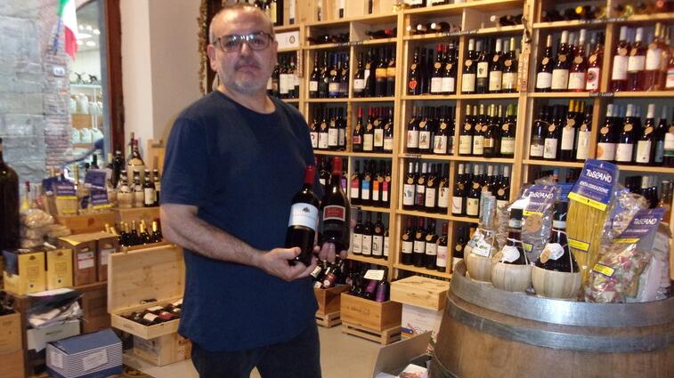 Dai gelati al vino: così rivive l’antica macelleria di via Santa Croce a Lucca