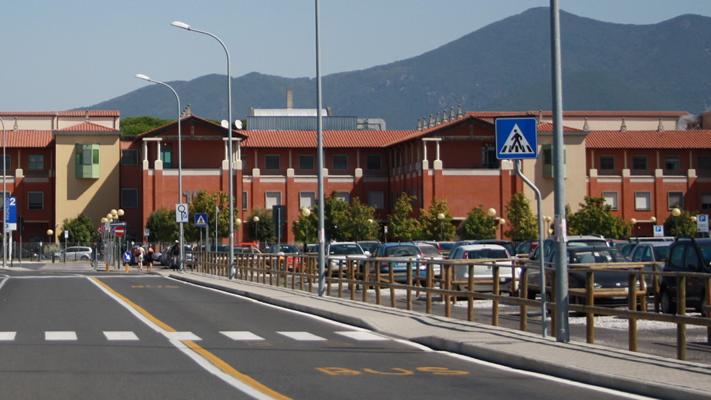 Schianto tra due auto sull’Aurelia all’ex tiro a volo: tre ferite