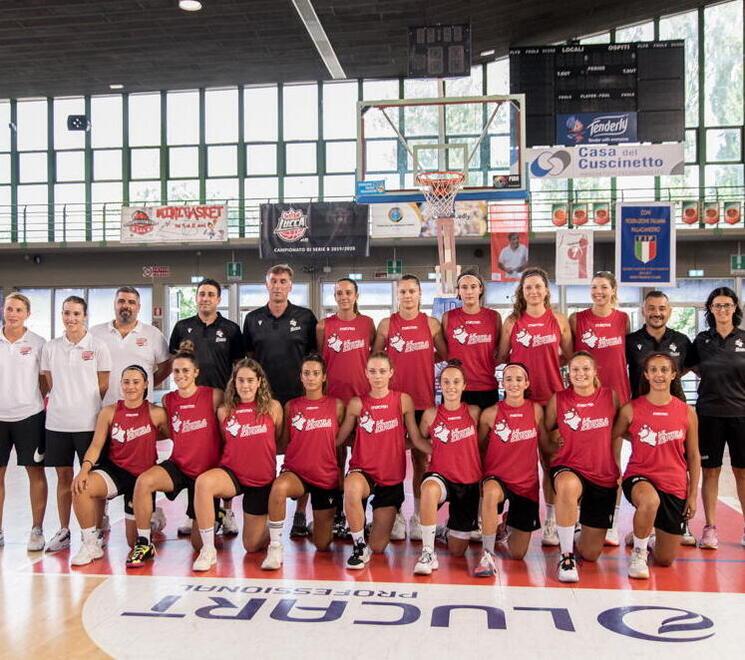 l roster del Basket Le Mura (assente le americane) stagione 2022-23 in occasione dell’inizio della preparazione in vista del 13 anno in A1