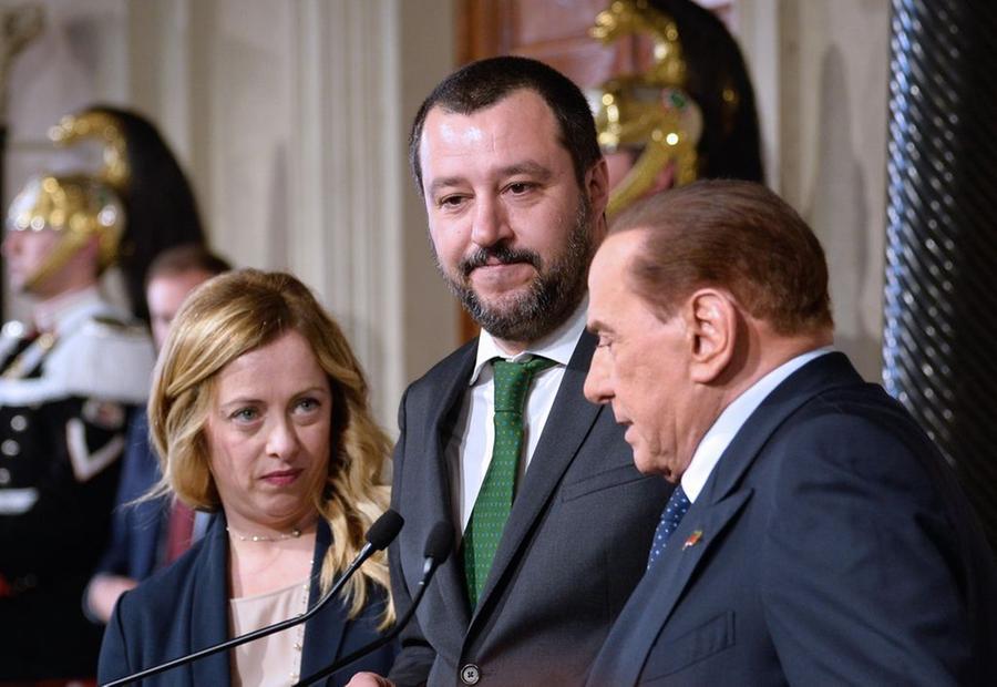 
	Da sinistra a destra i leader Giorgia Meloni (Fratelli d&rsquo;Italia) Matteo Salvini (Lega) e Silvio Berlusconi (Forza Italia) esponenti di centrodestra

