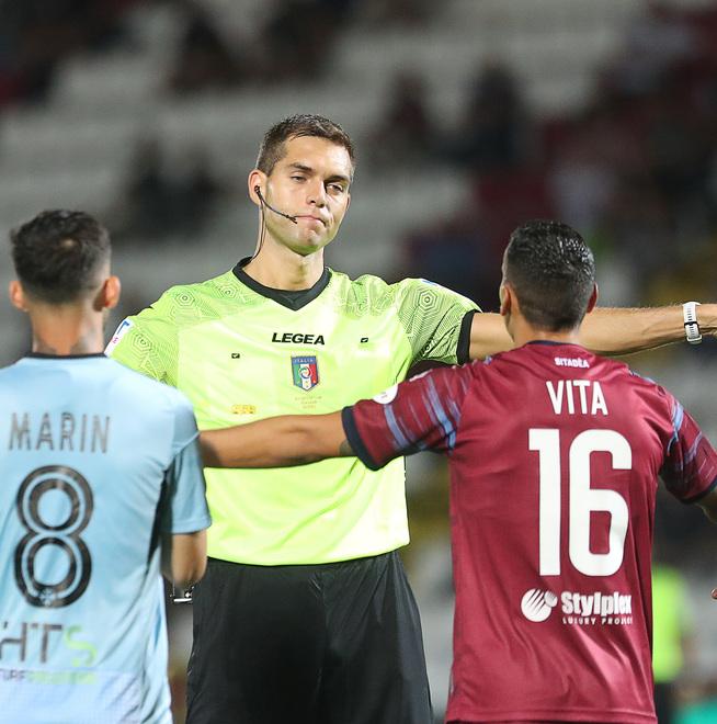 Arriva l’arbitro internazionale