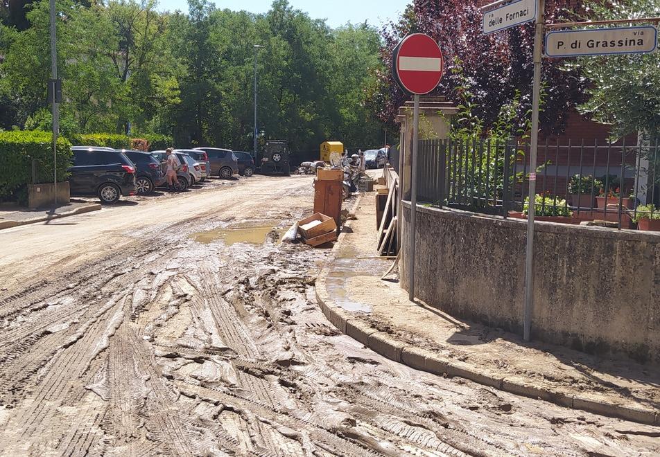 Nuova allerta temporali, Grassina ha ancora paura. «Caditoie intasate»