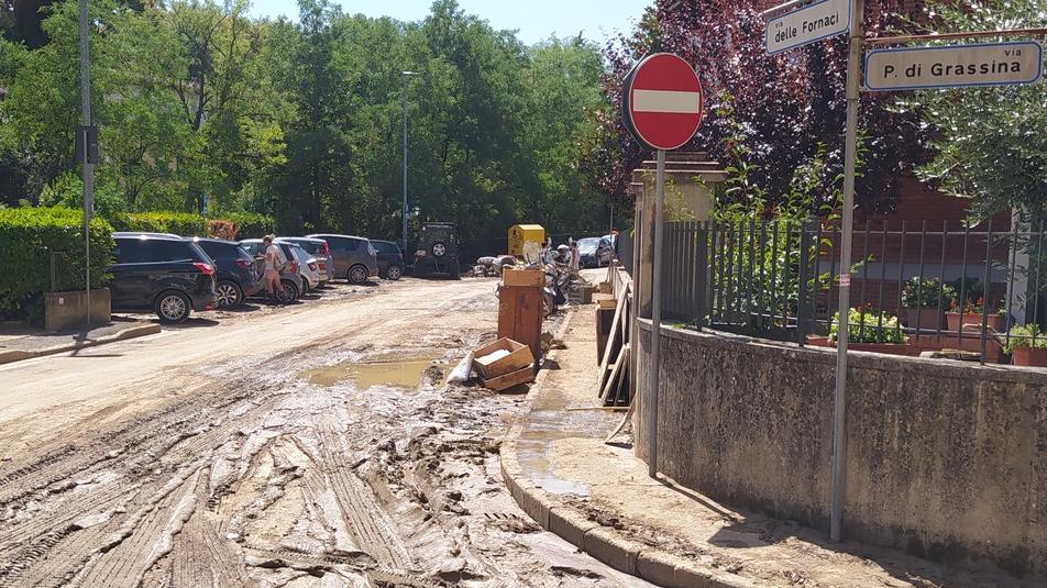 Nuova allerta temporali, Grassina ha ancora paura. «Caditoie intasate»