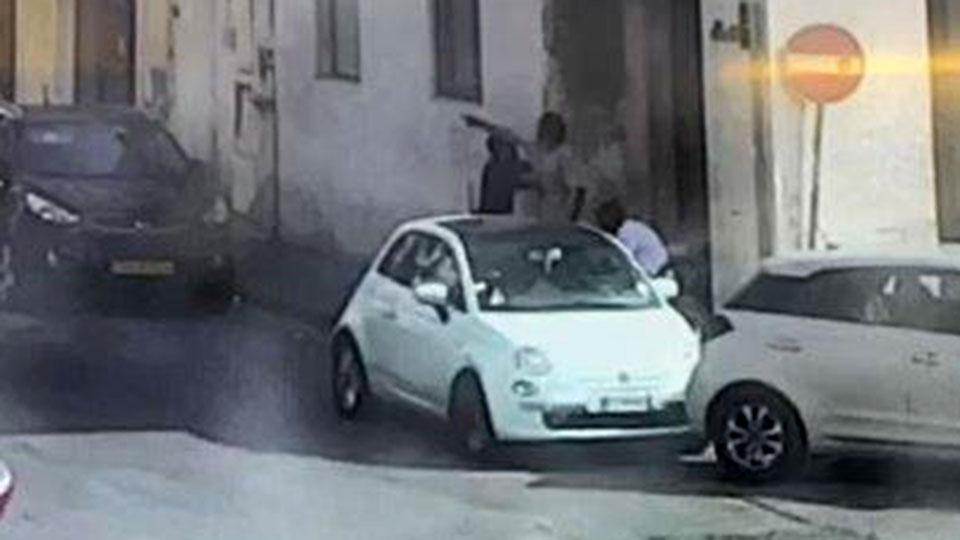 Accoltellato fuori pericolo ora racconta l’aggressione
