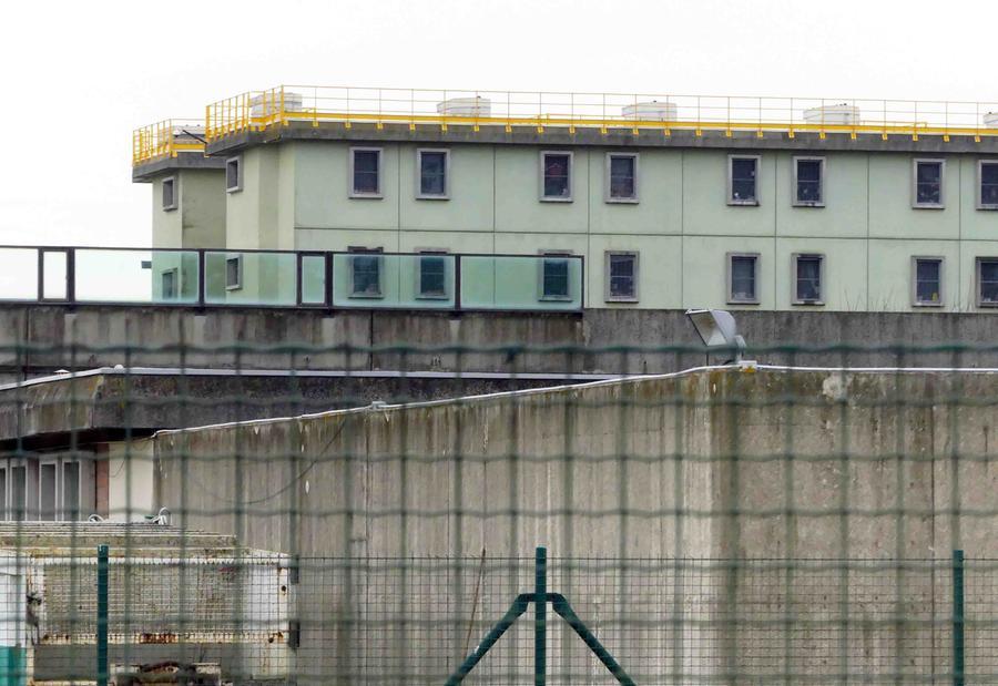 Agente aggredito con un coltello in carcere