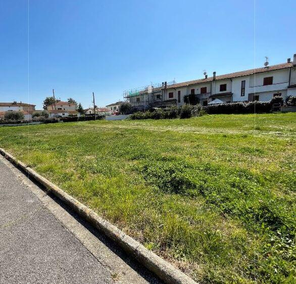 L’area di proprietà del Comune a Sant’Anna dove sorgerà il nuovo asilo nido che verrà finanziato con i soldi del Pnrr