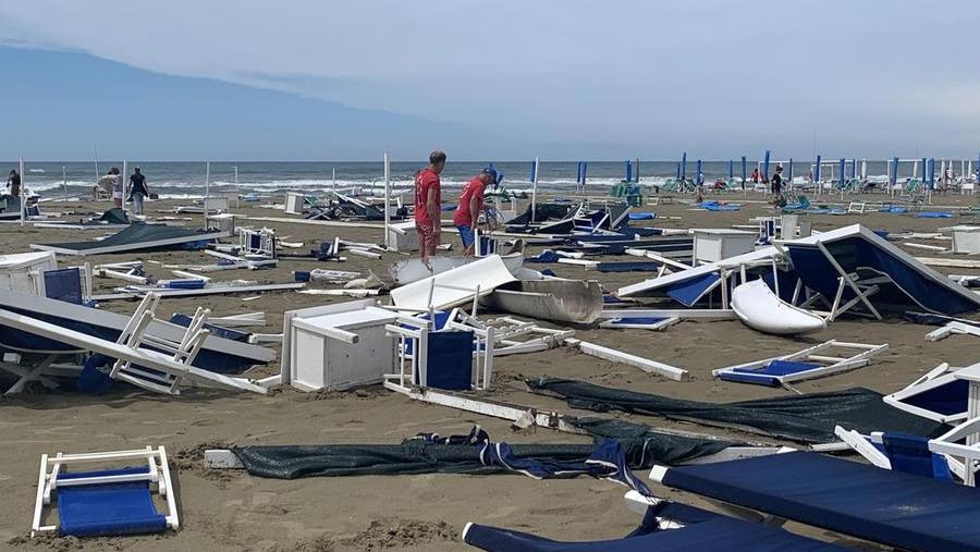 La spiaggia del bagno Milano a Fiumetto