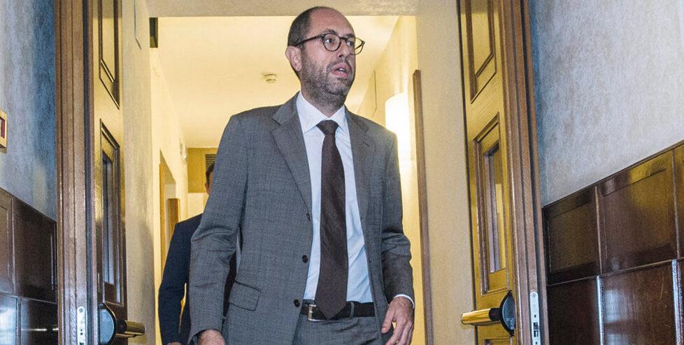 Pd, non si torna più indietro: Nannicini ha firmato e corre