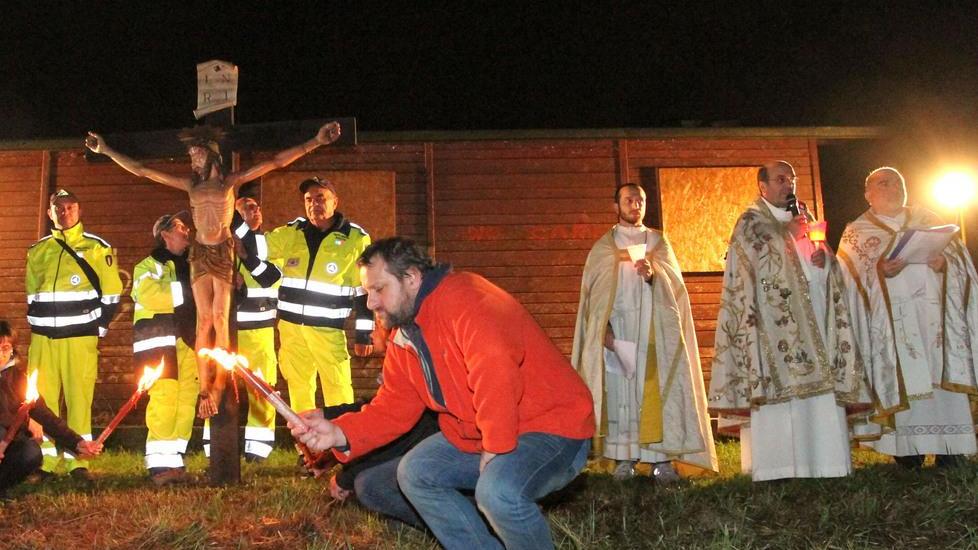 Domani la processione con il crocefisso di don Camillo