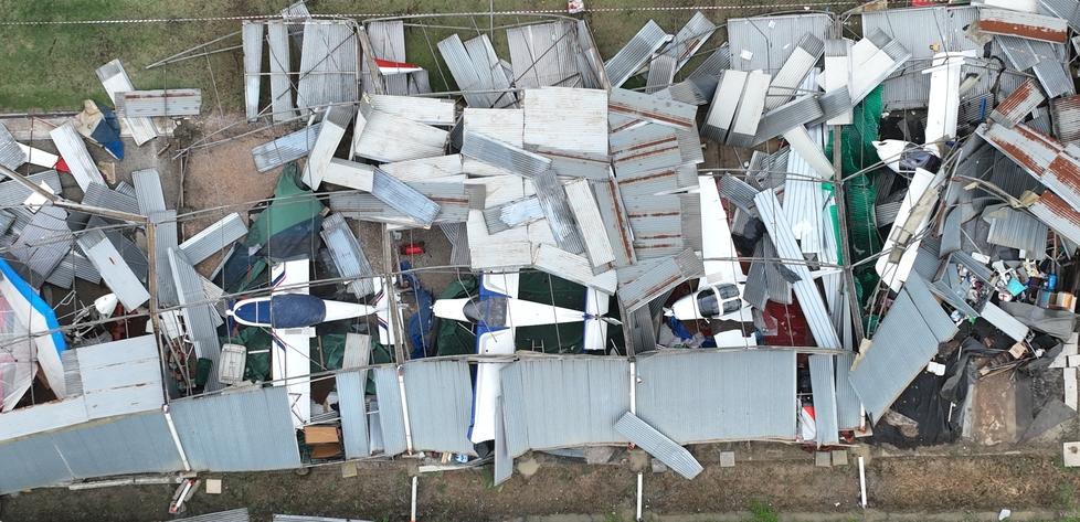 San Felice Il drone scopre 4 case scoperchiate 