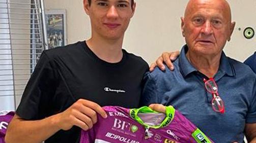 Il 18enne Luca Paletti assieme al team manager della Bardiani Bruno Reverberi