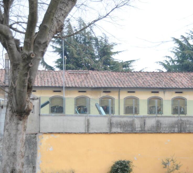 Agente positivo al Covid dopo lo sputo in faccia di detenuto in isolamento