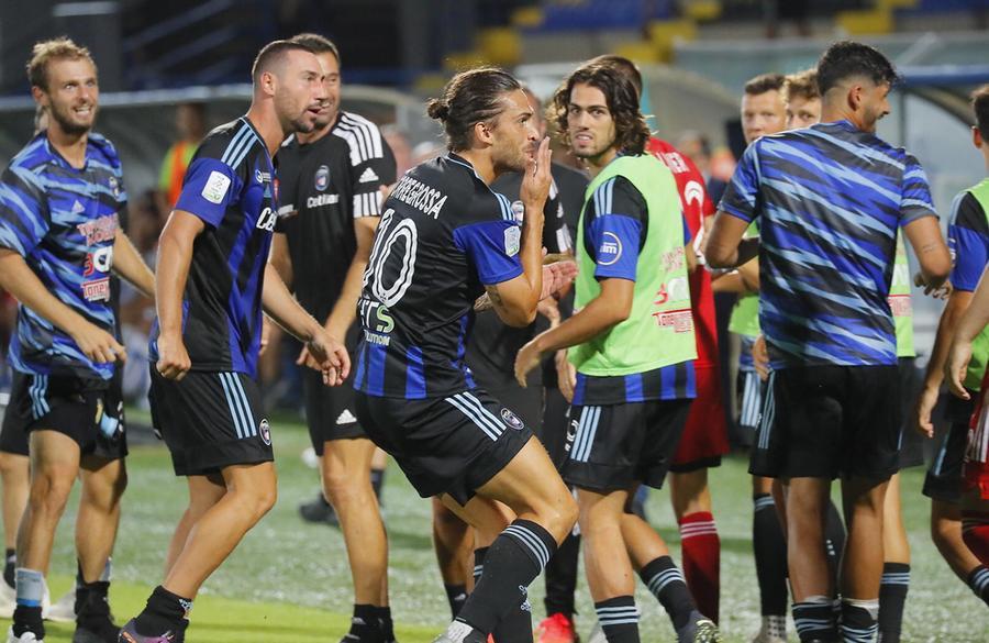 Pisa, la salva Torregrossa allo scadere: è 2-2 con il Como
