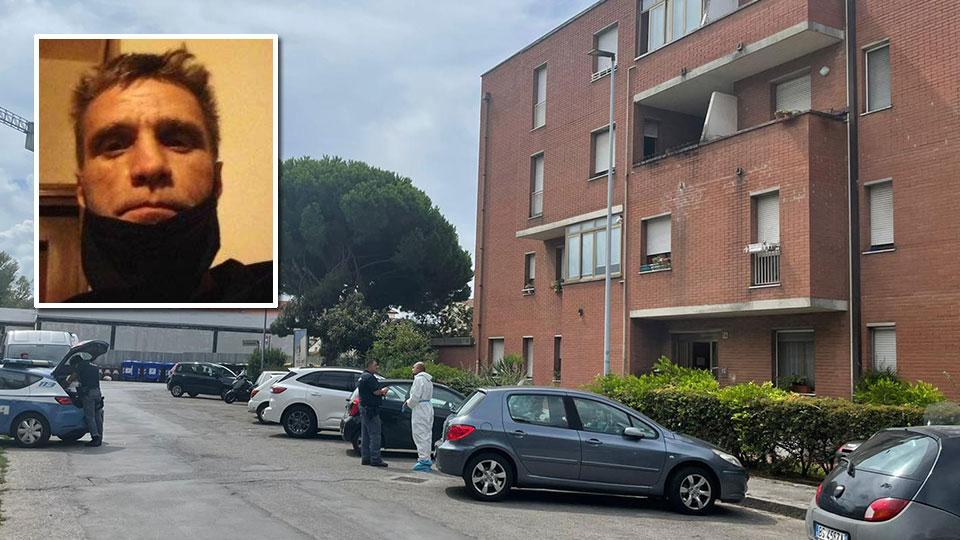 Muore sulle scale a 46 anni, la polizia indaga sulle cause