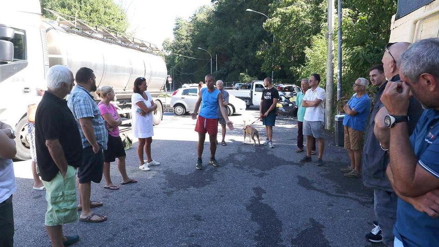 Cittadini presenti alla protesta di sabato a San Carlo