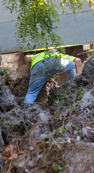 Ferrara, acqua piovana infiltrata: frana sotto la rampa A13
