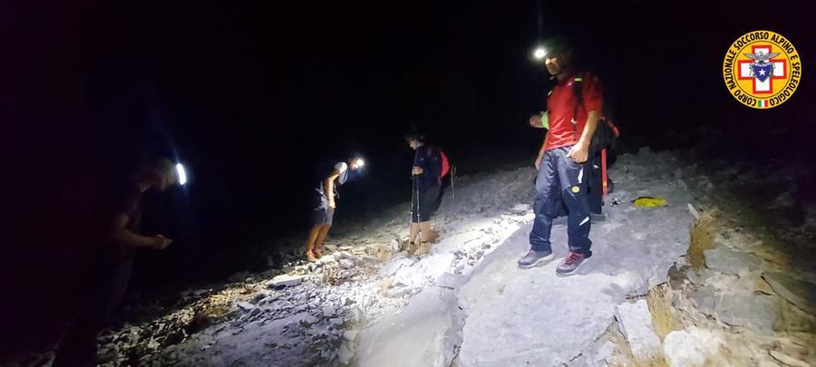 Due escursionisti si perdono nel Supramonte di Oliena, tratti in salvo nel cuore della notte
