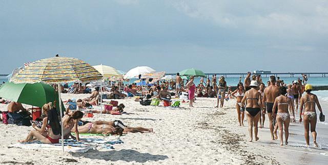 Turismo, tante prenotazioni: settembre da tutto esaurito da Castiglioncello a Vada