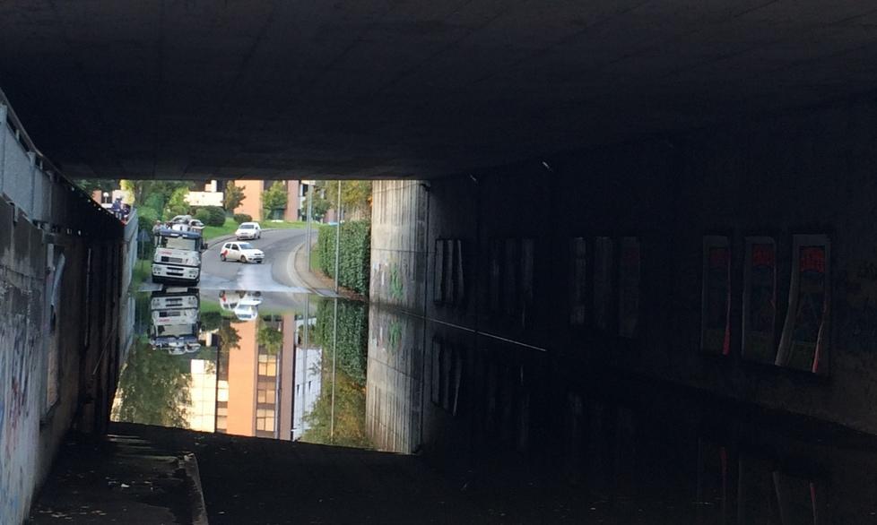 Guasto alle fogne, traffico in tilt