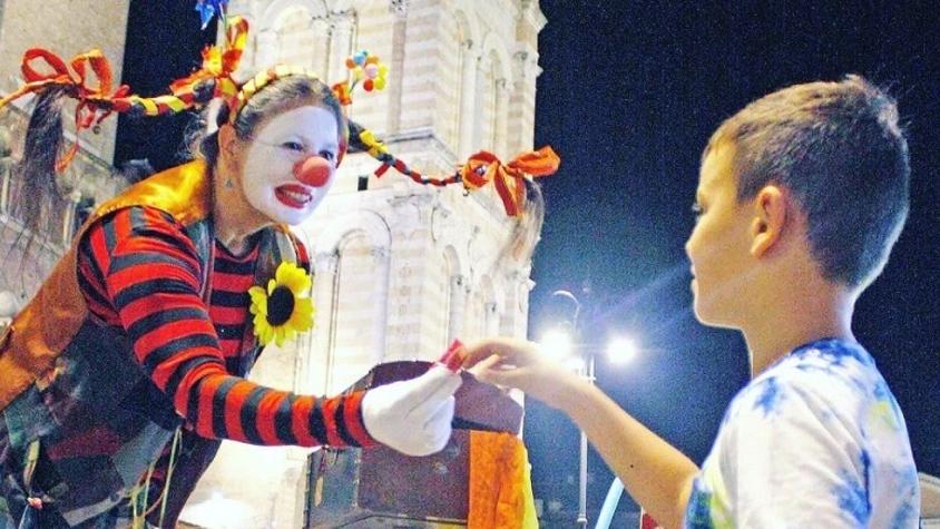 Ferrara, la colorata invasione dei Buskers