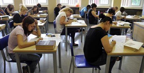 Cgil pessimista verso l’inizio della scuola: «Ci sono i soldi, ma il personale è al collasso»