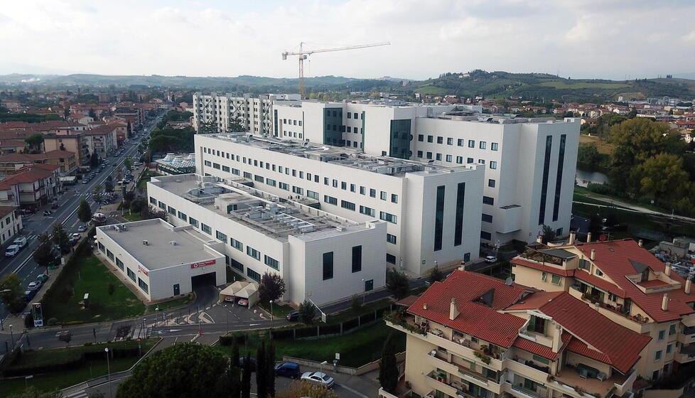 Infermiere spiate all’ospedale di Empoli, cade il reato di revenge porn 