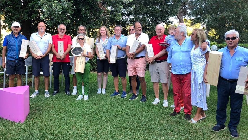 Nella foto, il gruppo dei premiati al Trofeo Barone Pizzini 2022