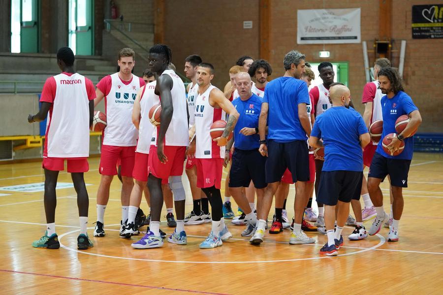 Continua la preparazione in vista dell’amichevole con la Vanoli Cremona