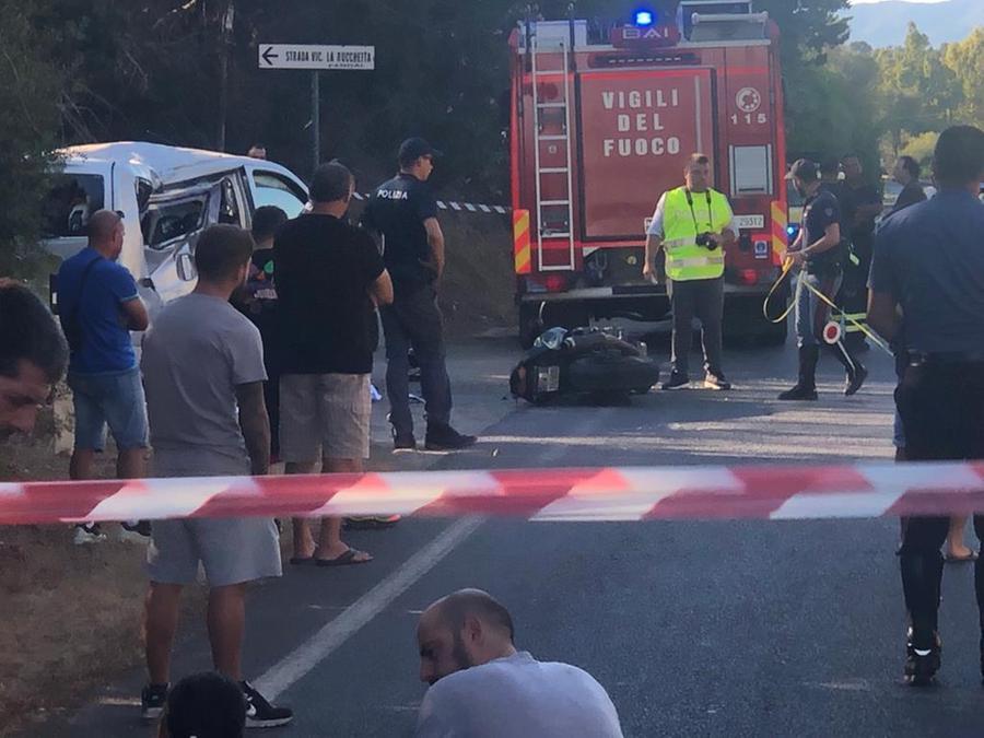 
	L'incidente in cui ha perso la vita un motociclista algherese di 35 anni (foto Roberto Gabrielli)

