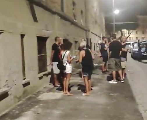 Ancora tensione in via Giordano Bruno: “Esplosa una bomba carta”