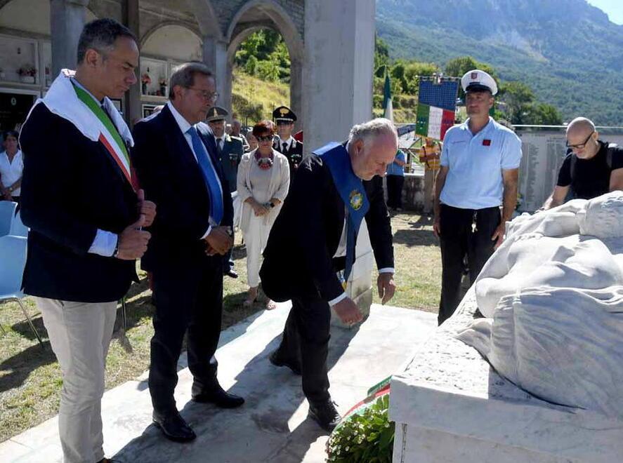 Le istituzioni: «Vinca, la memoria delle atrocità monito per le nuove generazioni»
