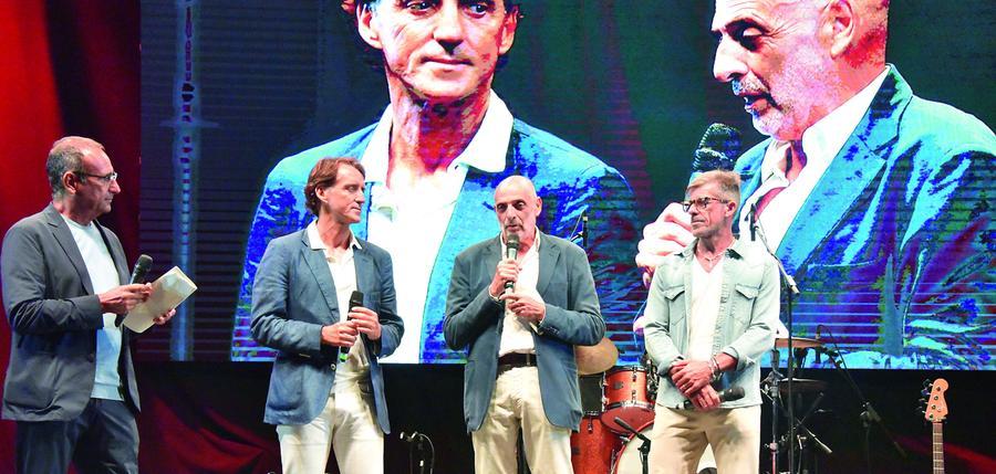 Il Concerto del Cuore conquista Villa Bertelli – Le foto della serata
