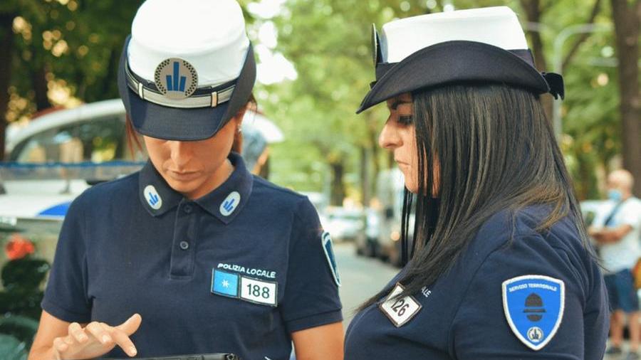 Modena, polizia locale: pattuglie con tablet per controlli più efficaci