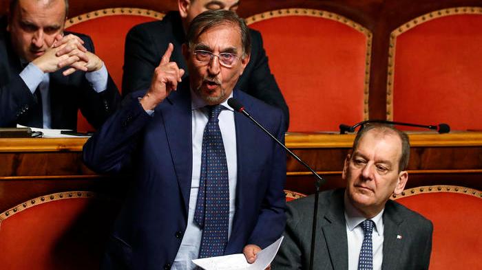 Rigassificatore, La Russa (Fdi) favorevole all’impianto: «Autonomia energetica sì, ma anche aiuti ai territori»
