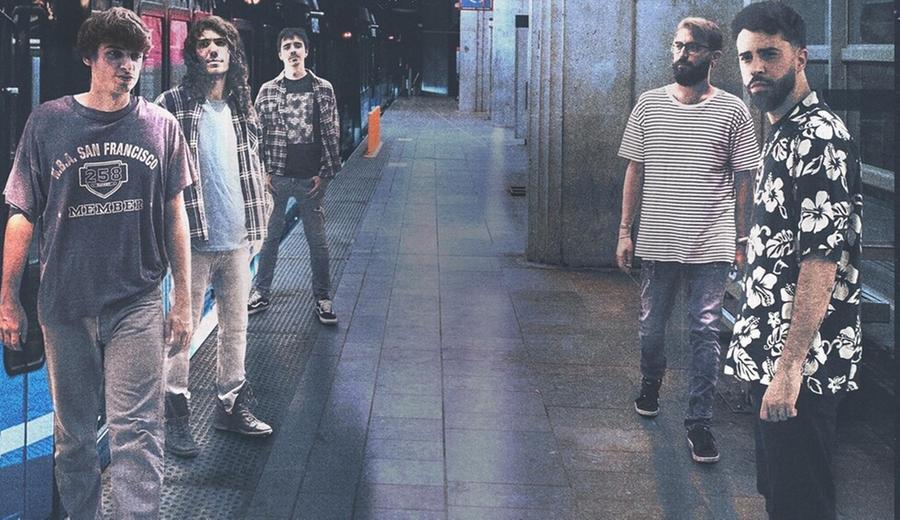 La navicella della Rovere band sta atterrando al Campovolo