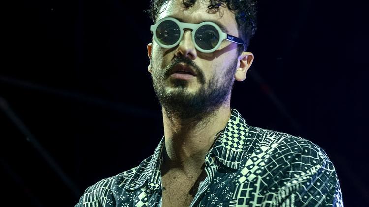 Le canzoni irresistibili di Carl Brave un vero rapcantautore