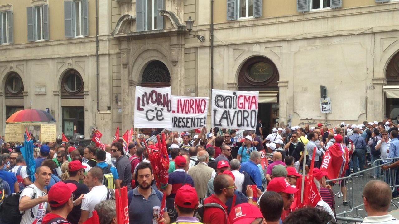 Sos dei sindacati: l’Eni mette in vendita la raffineria