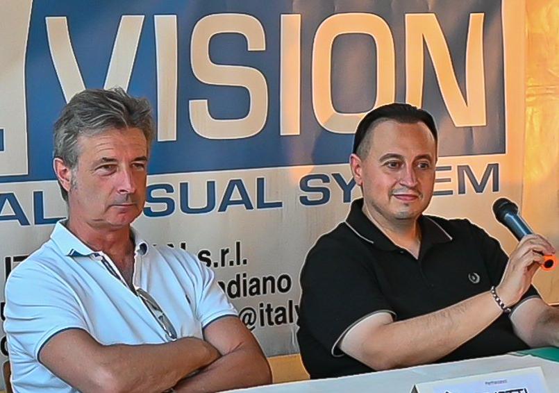 
	L&rsquo;allenatore dell&rsquo;Arcetana Pierfrancesco Pivetti con il ds biancoverde Fabio Chiarabini

