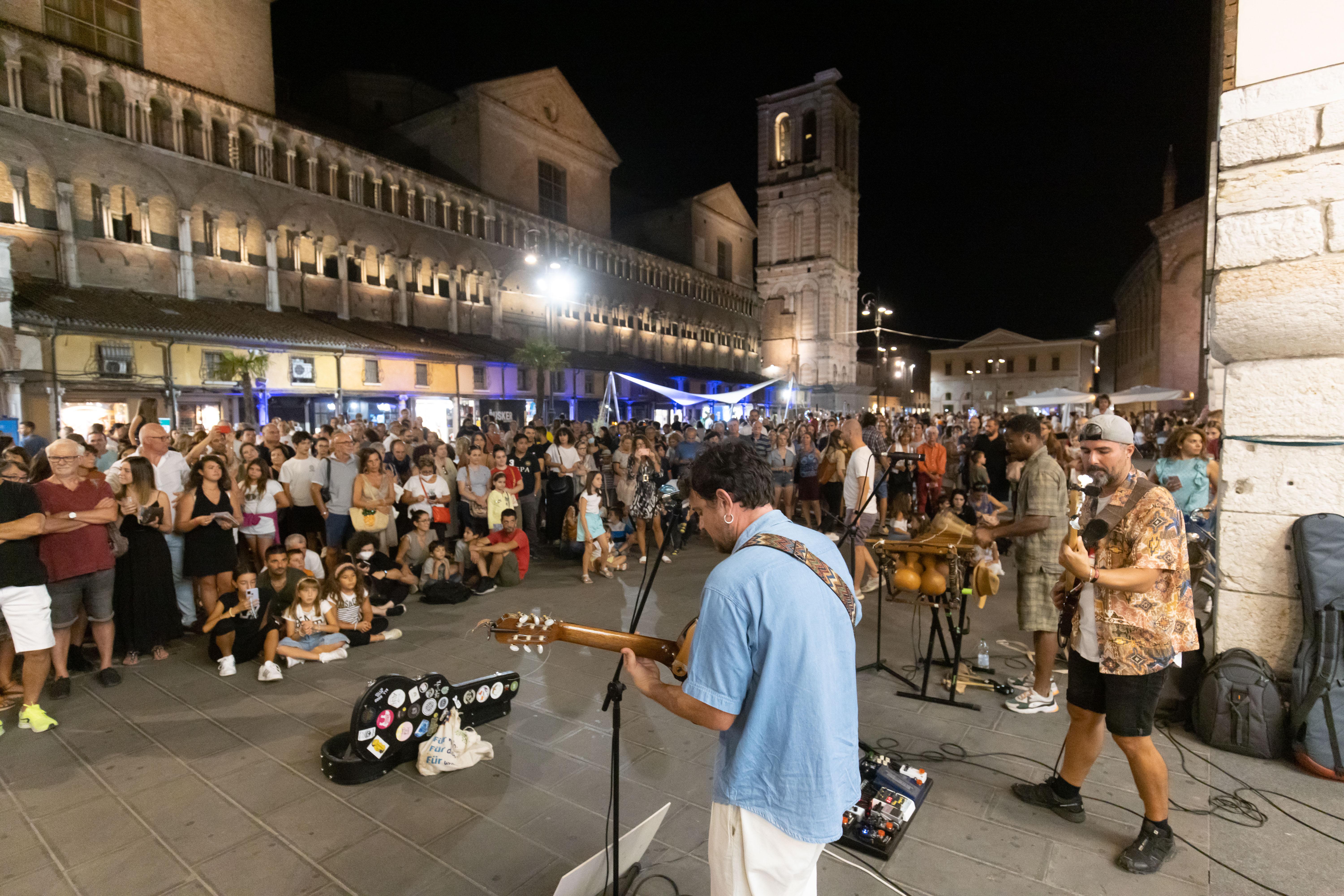 Ferrara. Buskers al gran finale: oggi e domani per invadere il centro 