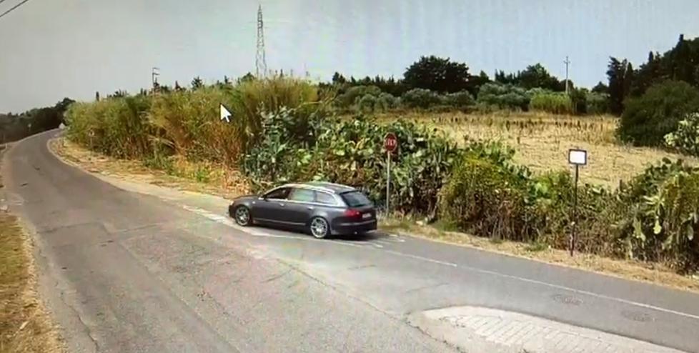 Raffica di furti in abitazione: a Sassari è caccia aperta a un’Audi nera