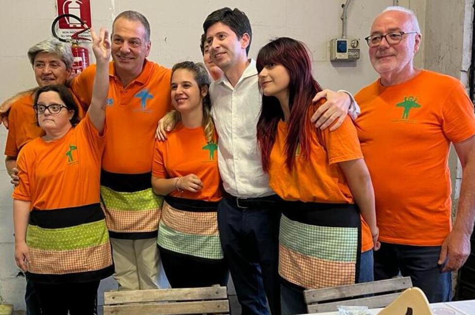 Vignola. Sorpresa di Speranza alla festa di Art.1 