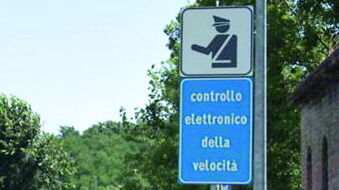 Tre autovelox sulla Sarzanese: «Troppi incidenti per la velocità»