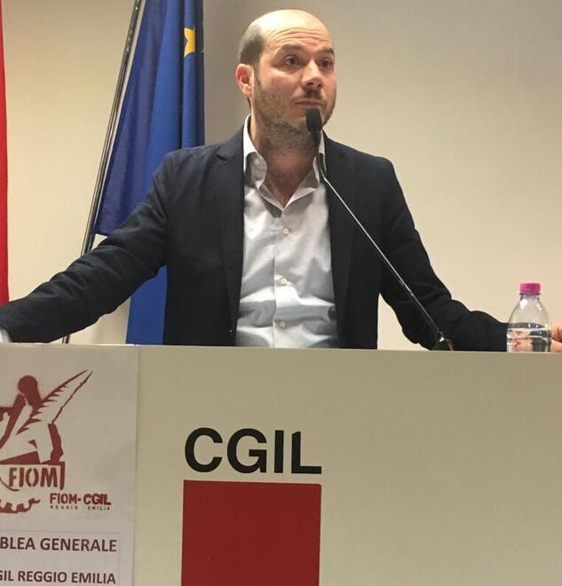 
	Simone Vecchi, Segretario della Fiom Cgil&nbsp;

