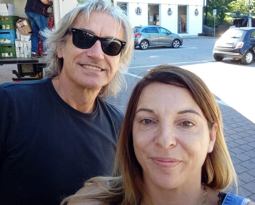 Ligabue a Cervarezza tra selfie per i fans e ricordi d’infanzia