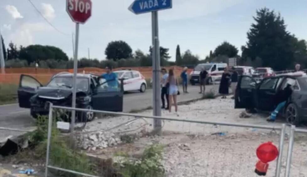 L’incidente di ieri pomeriggio sullo stradone di Vada