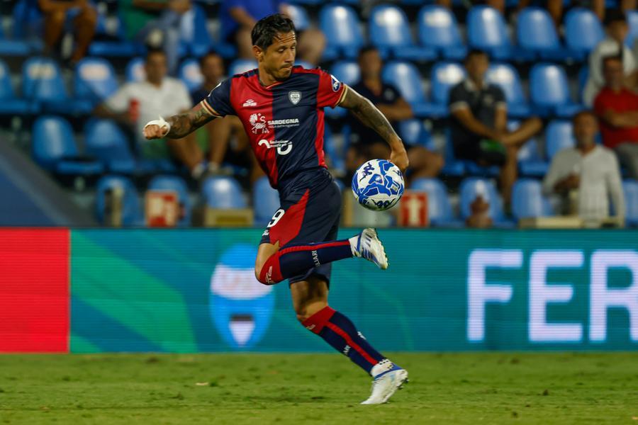 Cagliari sull’altalena: difesa e attacco incerti, ma si può solo crescere