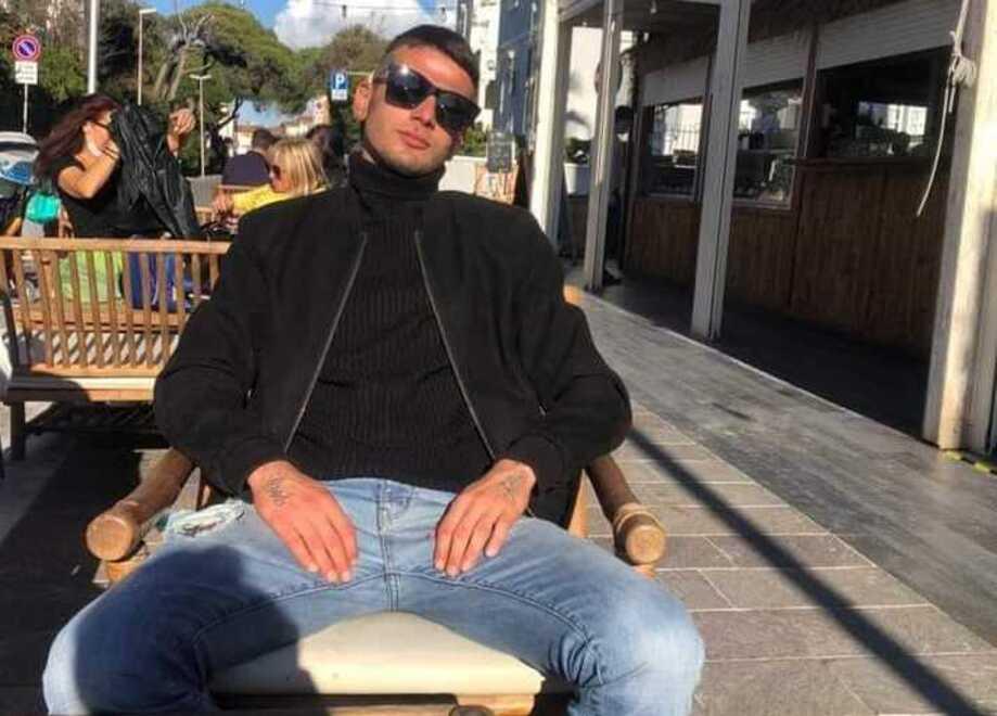 Una foto di Denny Magina dalla pagina Facebook della madre Erika Terreni