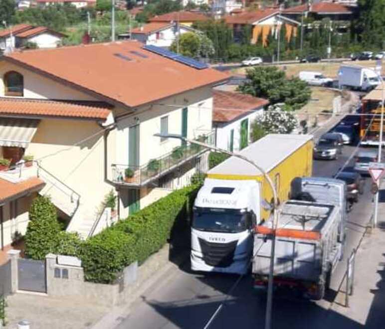 Rumori in via del Gallo, Arpat: la competenza è del Comune